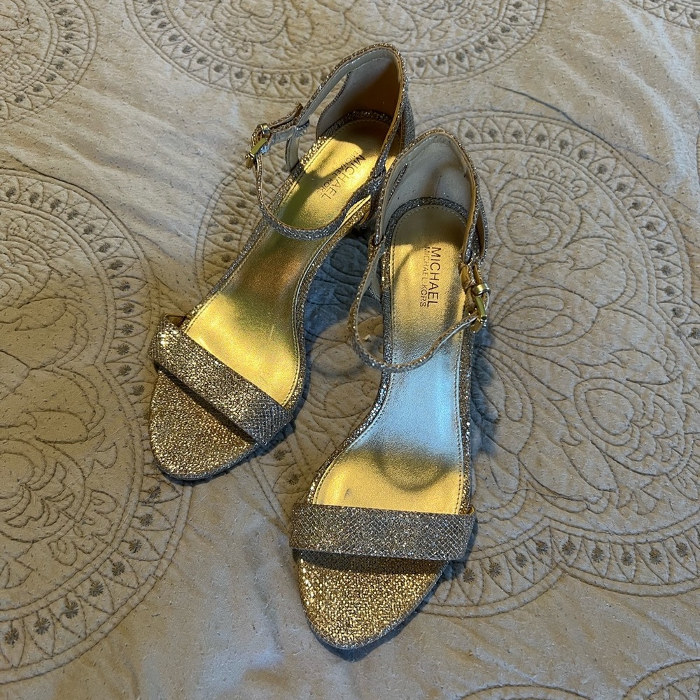 Michael kors size 7.5 gold glitter heels